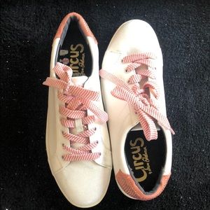 NWOT Circus by Sam Edelman Whimsical Sneaker